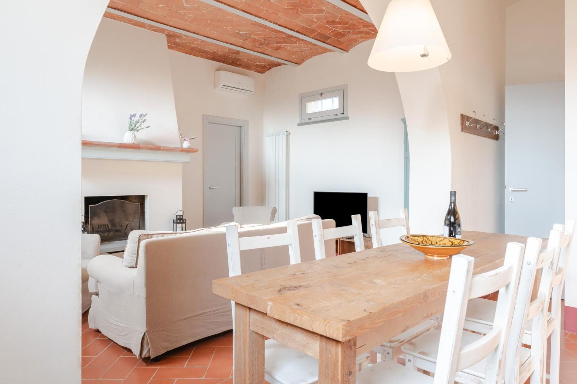 Borgo Syrah Hotel Cortona Exterior photo