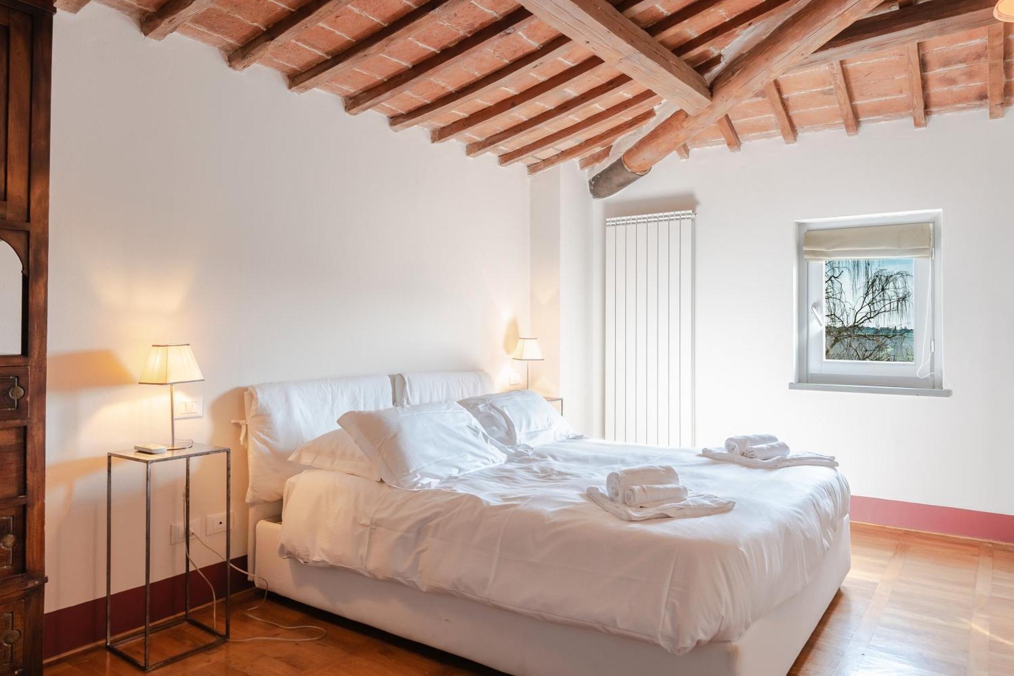 Borgo Syrah Hotel Cortona Exterior photo